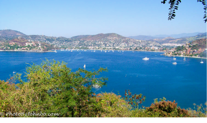 The bay at Zihuatanejo.