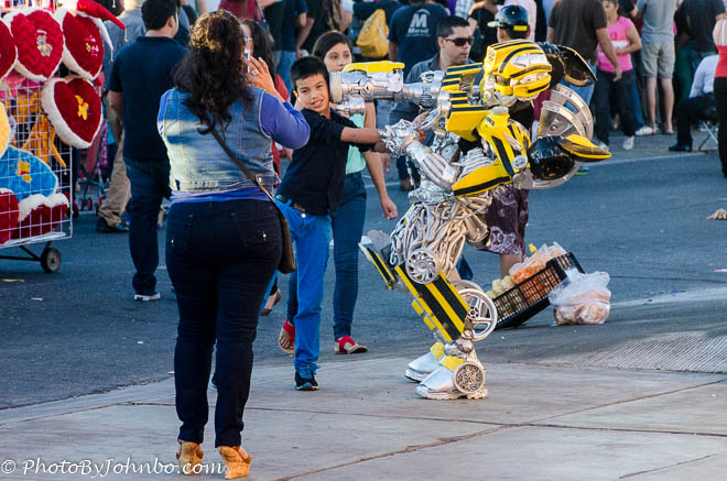 While we awaited the start of the parade, a Transformer entertained the crowd and posed for photos with children.