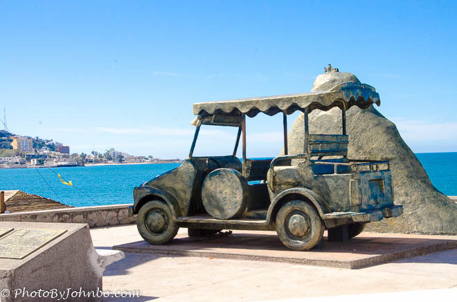 A monument to the Pulmonia.