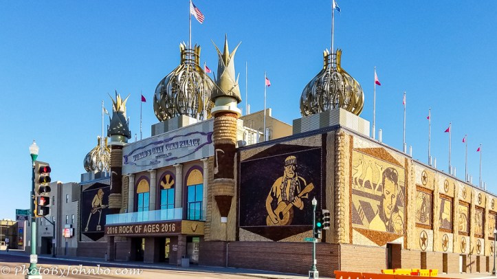 cornpalace-1