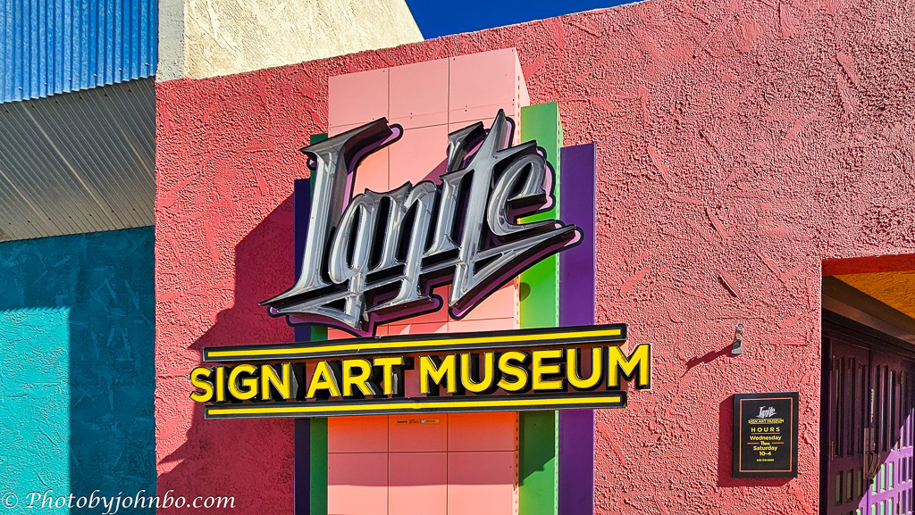Ignite Sign Art Museum – A Collection of Historic Tucson Signs ...